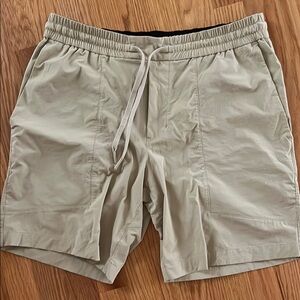 lululemon Men's Shorts Size Large